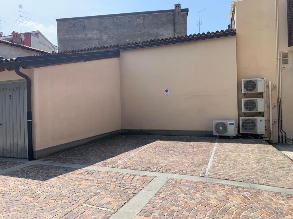 Appartamenti "Residence Mgm" Ponte San Pietro  Luaran gambar